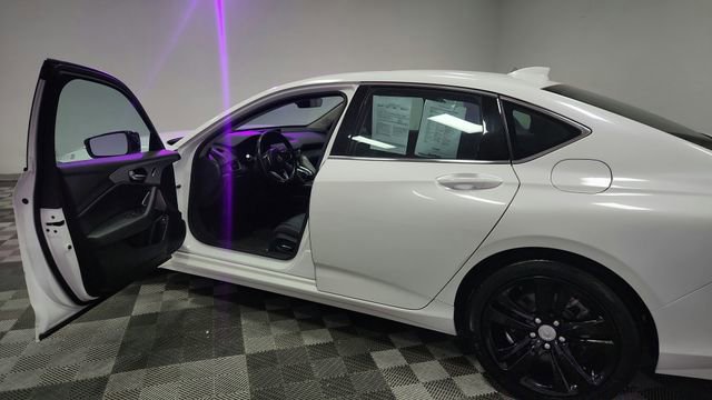 Used 2023 Acura TLX w/ Technology Package image 18