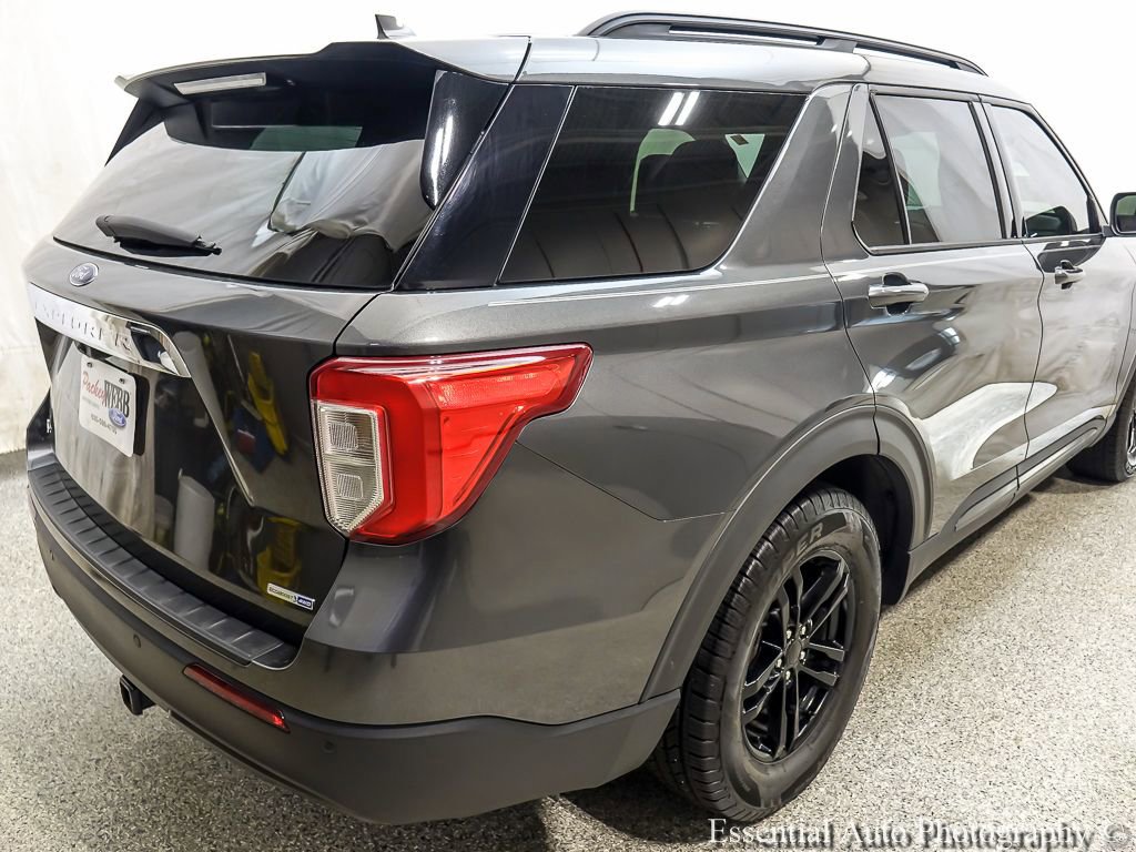 Certified 2020 Ford Explorer XLT w/ Equipment Group 202A AWD/4WD image 6