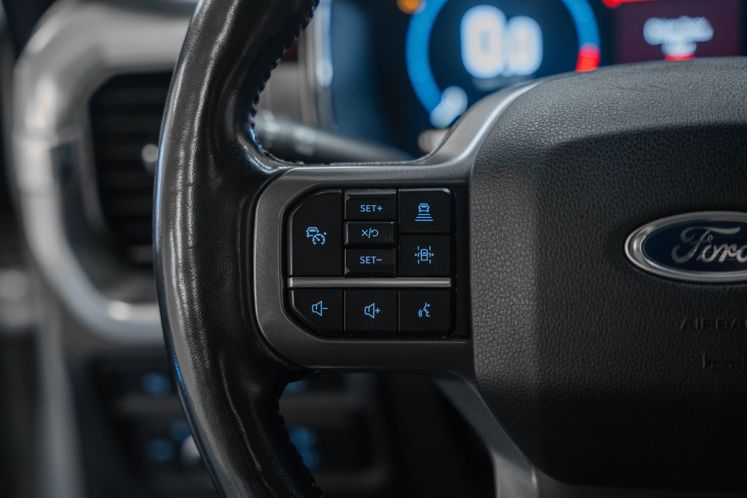 Certified 2021 Ford F150 Lariat w/ Equipment Group 502A High image 37