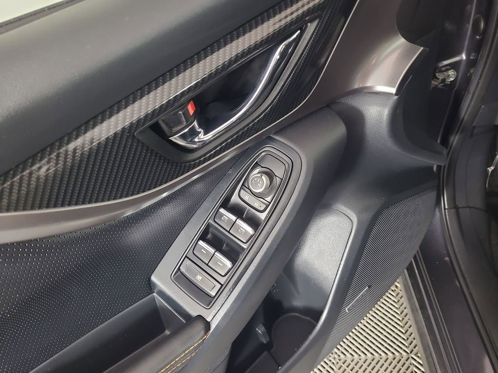 Used 2019 Subaru Crosstrek 2.0i Limited w/ Moonroof Package w/Navigation image 18