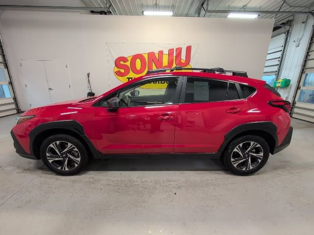Used 2024 Subaru Crosstrek 2.0i Premium AWD/4WD image 2