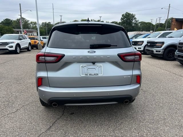 Certified 2024 Ford Escape ST-Line Select w/ Tech Pack #1 AWD/4WD image 5