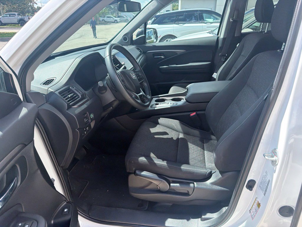 Used 2024 Honda Ridgeline Sport image 5