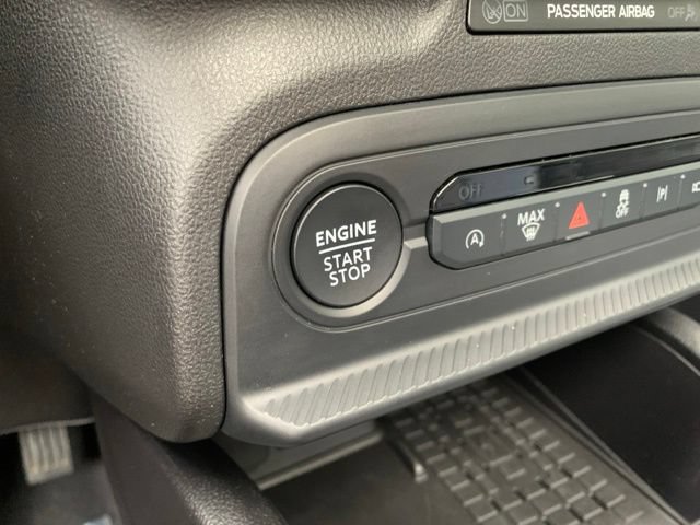 Certified 2025 Ford Bronco Sport Outer Banks w/ Outer Banks Tech Package+ AWD/4WD image 24