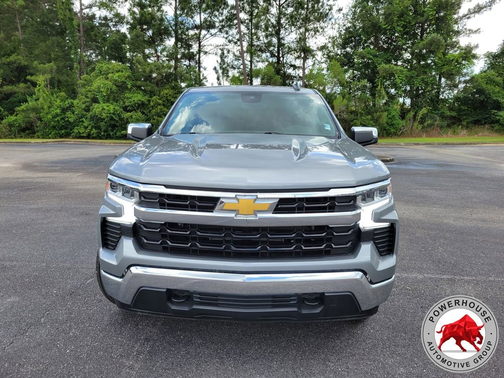 Used 2024 Chevrolet Silverado 1500 LT AWD/4WD image 10