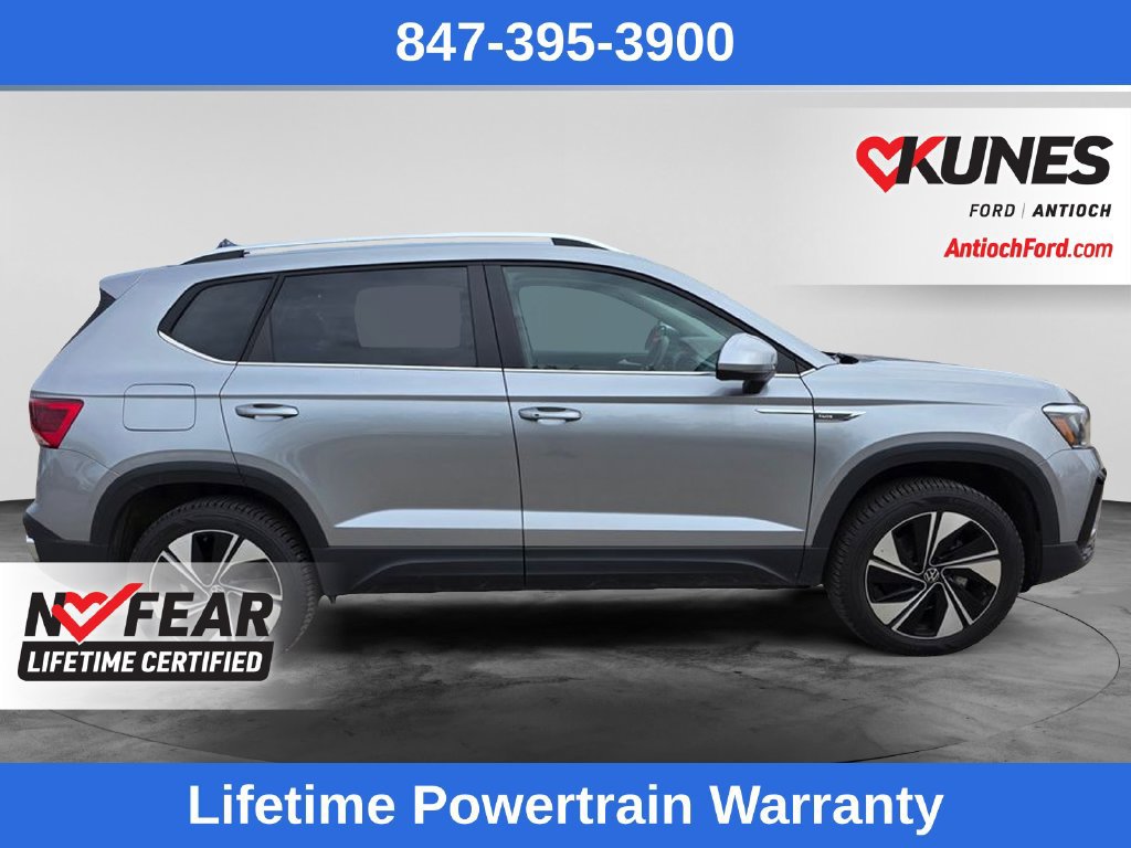Used 2023 Volkswagen Taos SE AWD/4WD image 8
