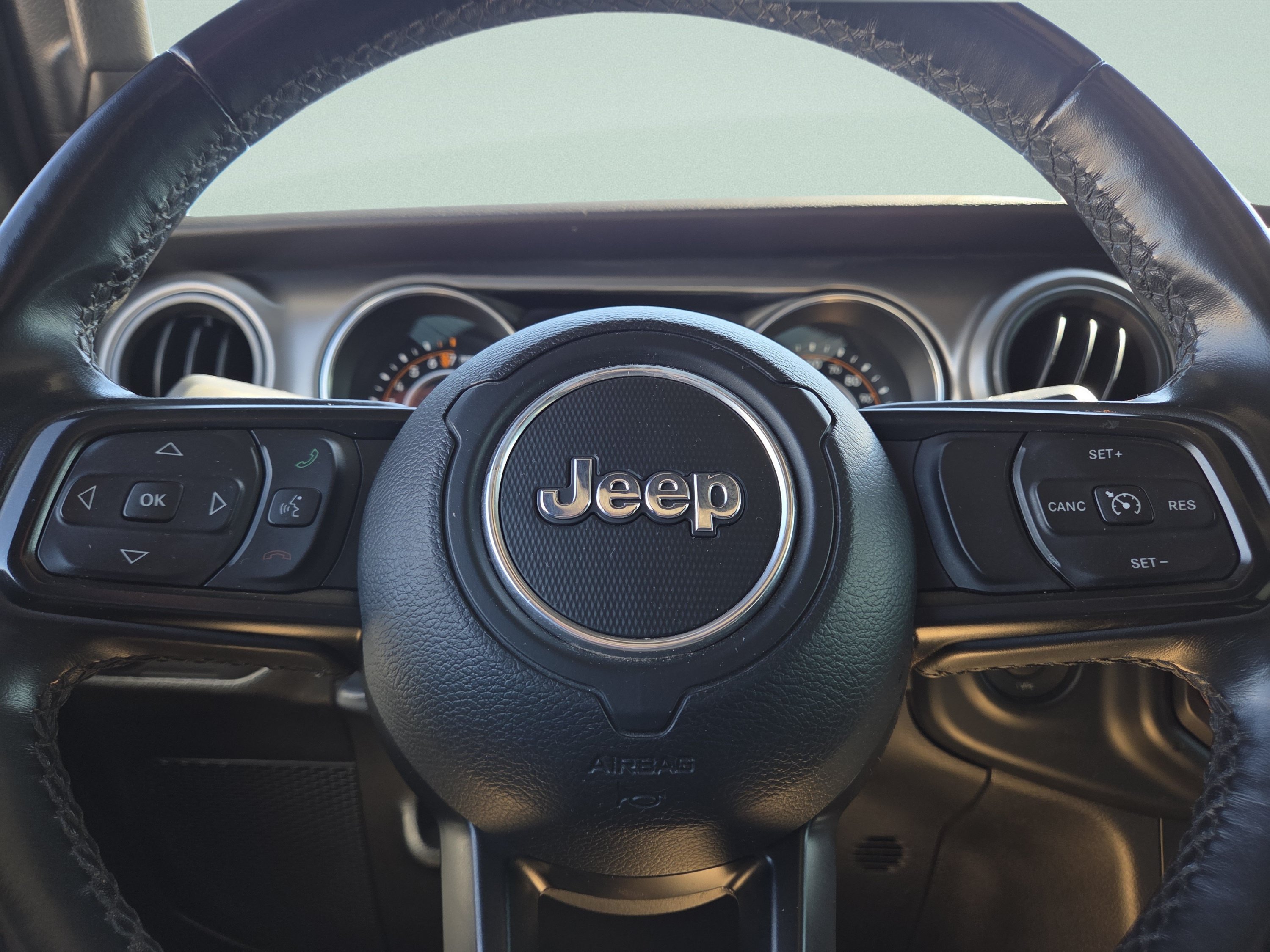 Used 2022 Jeep Gladiator Sport AWD/4WD image 29