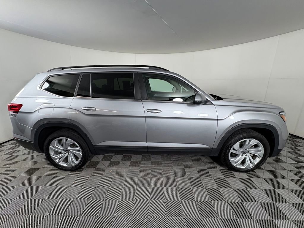 Used 2023 Volkswagen Atlas SE image 6