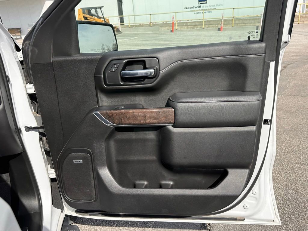 Used 2022 GMC Sierra 1500 Denali w/ Driver Alert Package II AWD/4WD image 23
