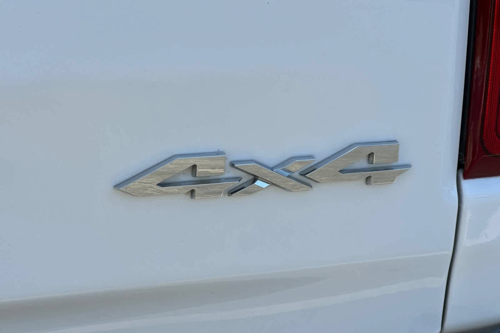 Used 2022 RAM 1500 Laramie AWD/4WD image 27