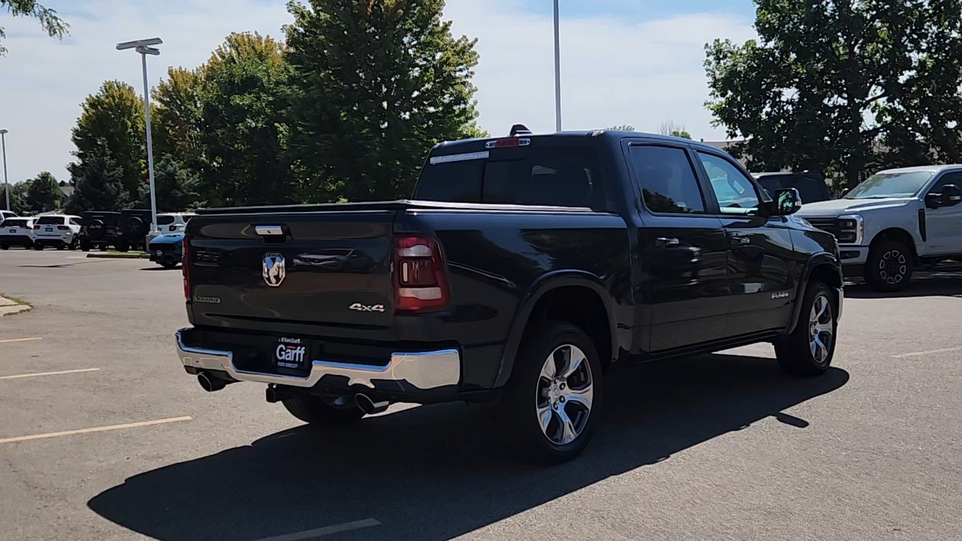 Used 2020 RAM 1500 Laramie AWD/4WD image 17