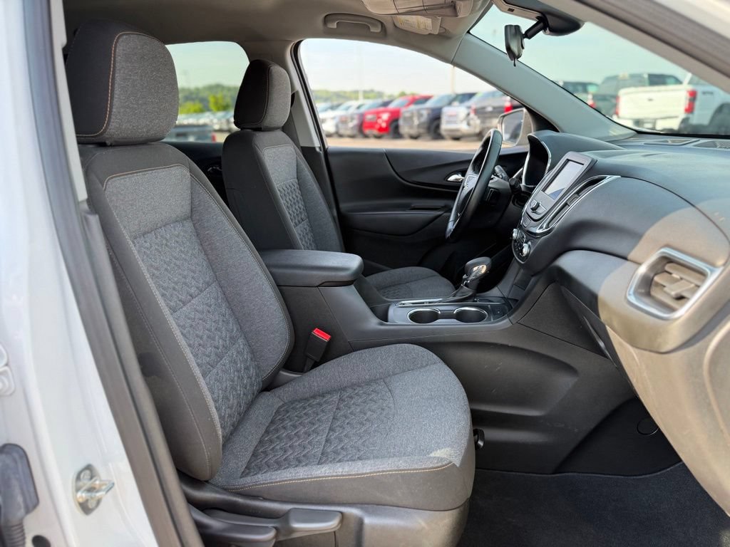 Used 2023 Chevrolet Equinox LT FWD image 14