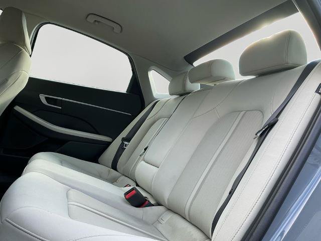 Used 2025 Hyundai Sonata SEL FWD image 15