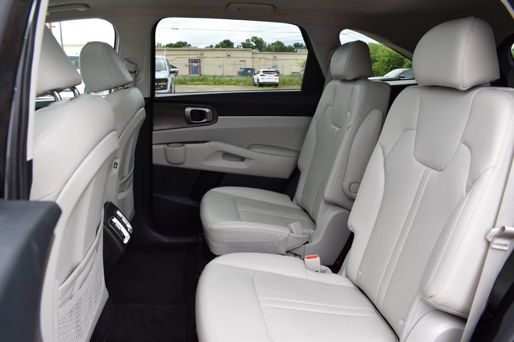 Used 2022 Kia Sorento X-Line EX AWD/4WD image 21