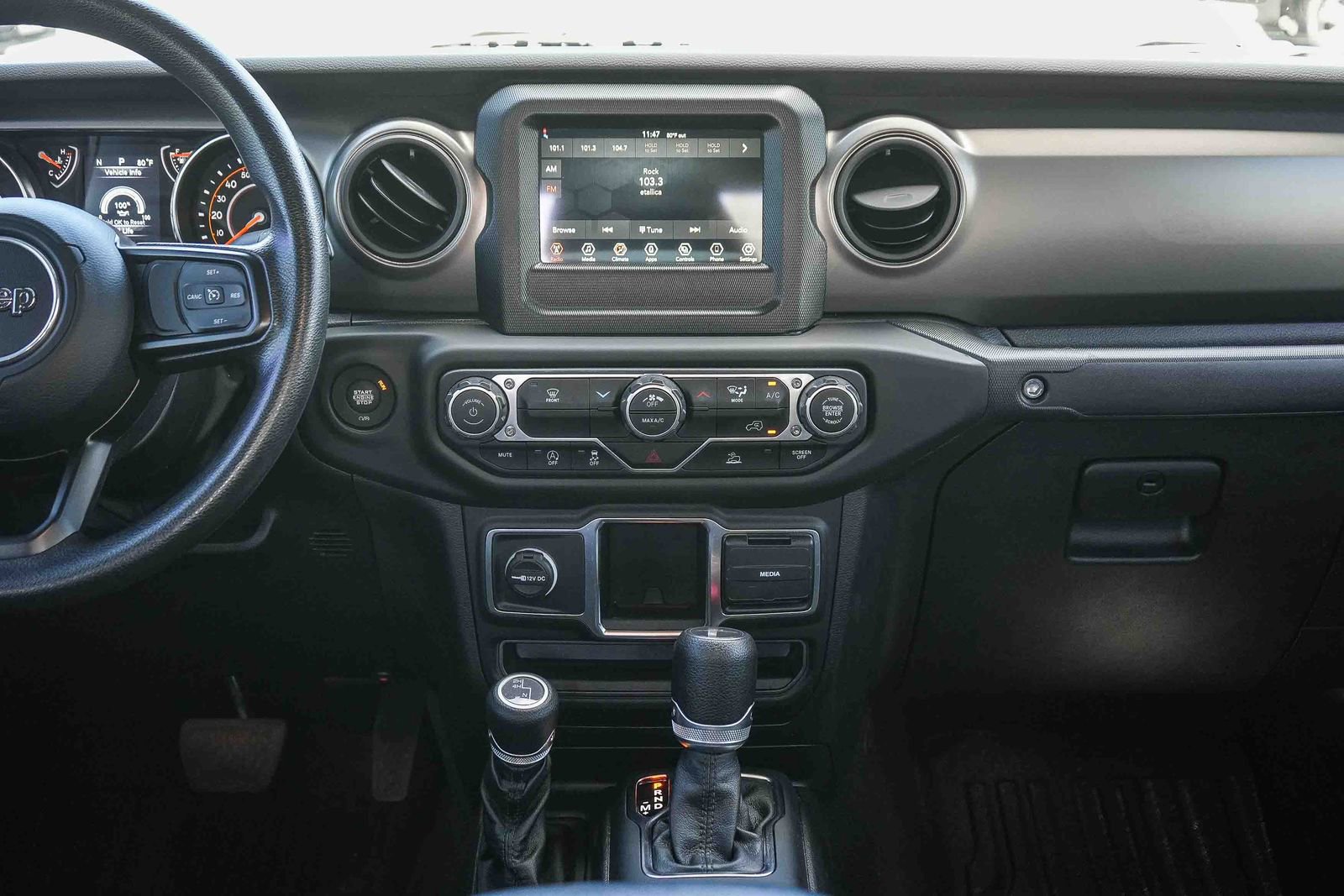 Used 2023 Jeep Gladiator Sport AWD/4WD image 14