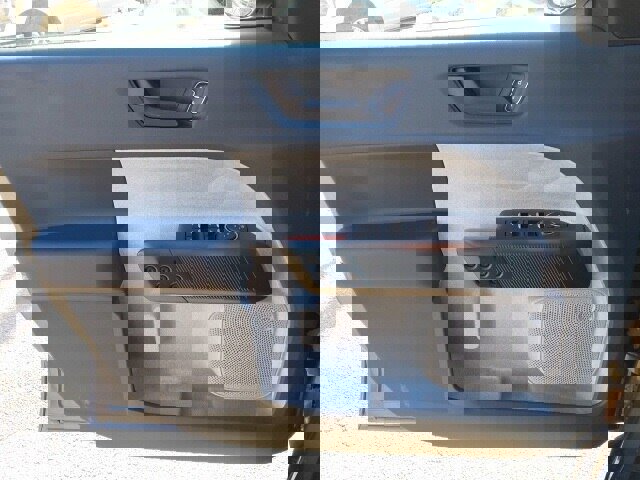 Certified 2024 Ford Maverick XLT w/ XLT Luxury Package image 21