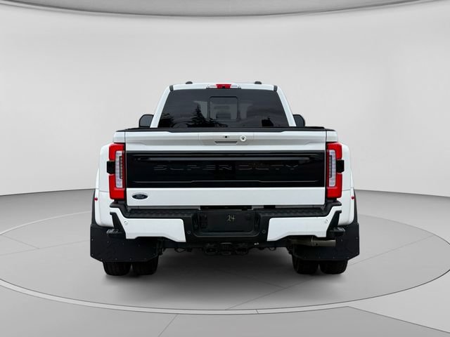Certified 2025 Ford F450 Platinum w/ FX4 Off-Road Package AWD/4WD image 4