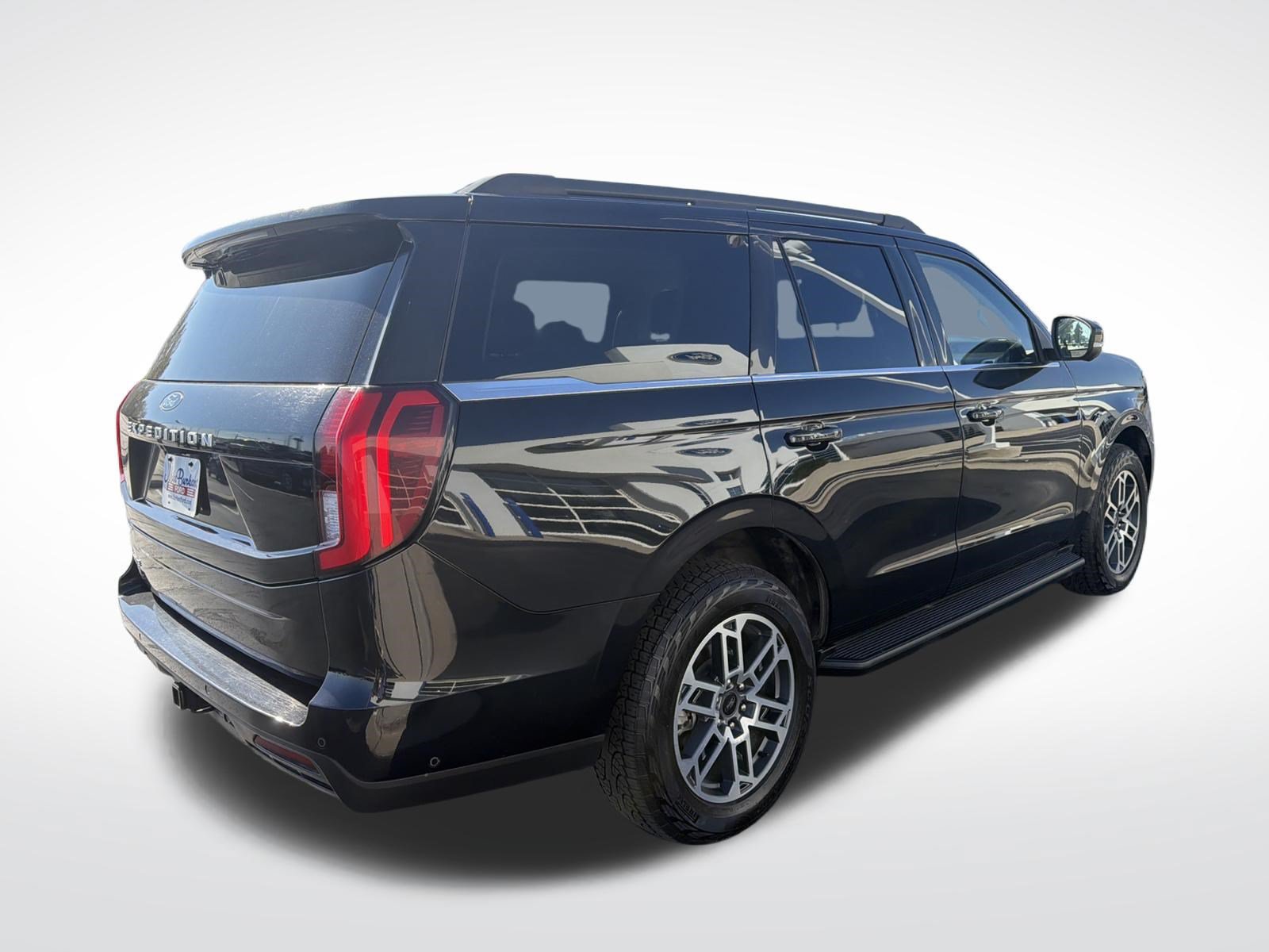 Certified 2025 Ford Expedition Active AWD/4WD image 9
