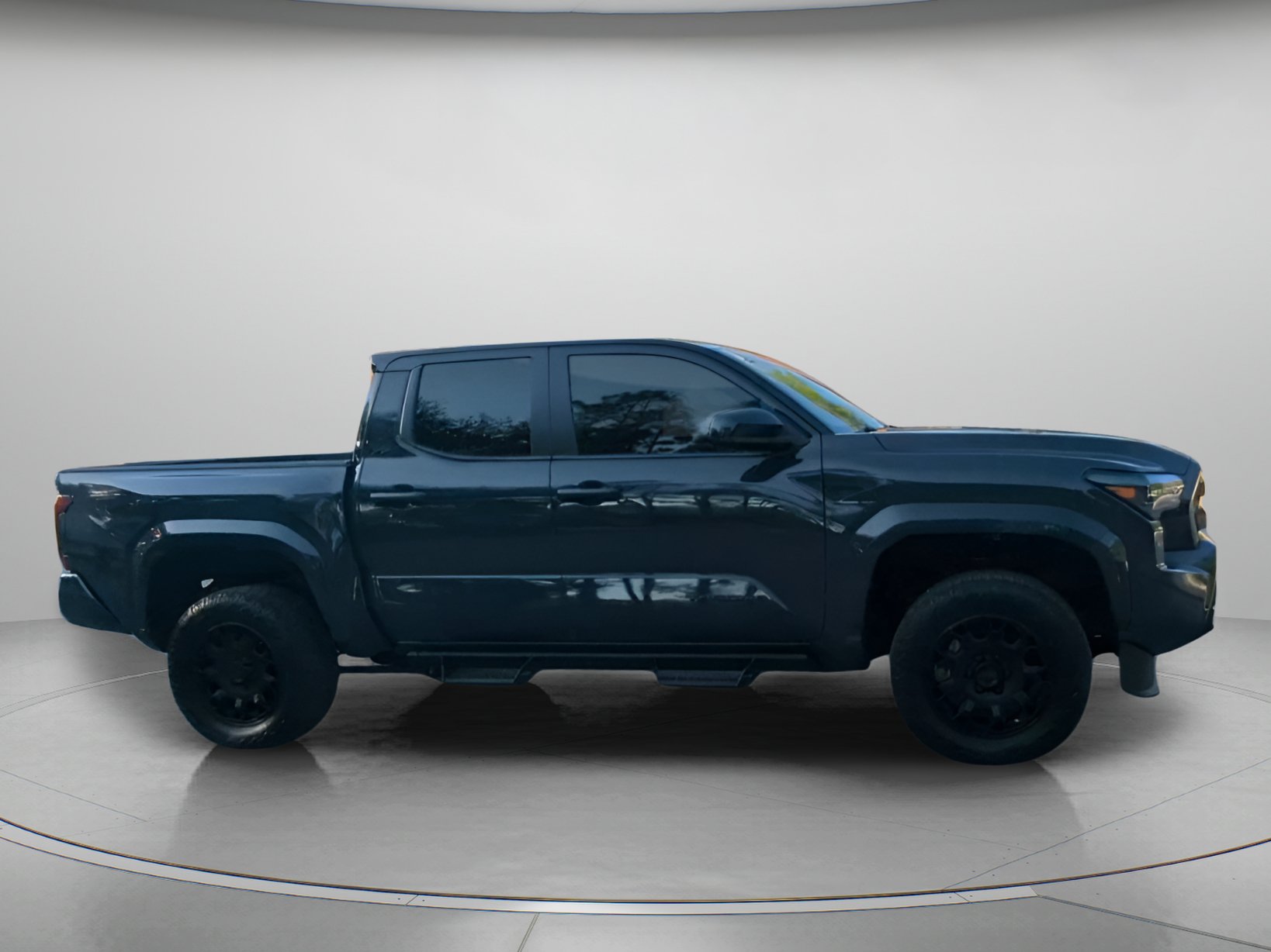 Used 2025 Toyota Tacoma SR5 AWD/4WD image 34