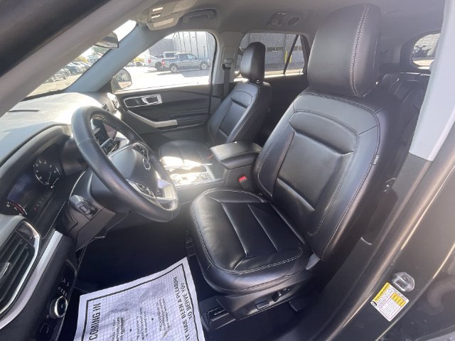 Certified 2023 Ford Explorer XLT w/ Equipment Group 202A AWD/4WD image 12