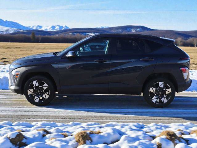 Used 2025 Hyundai Kona SEL image 3