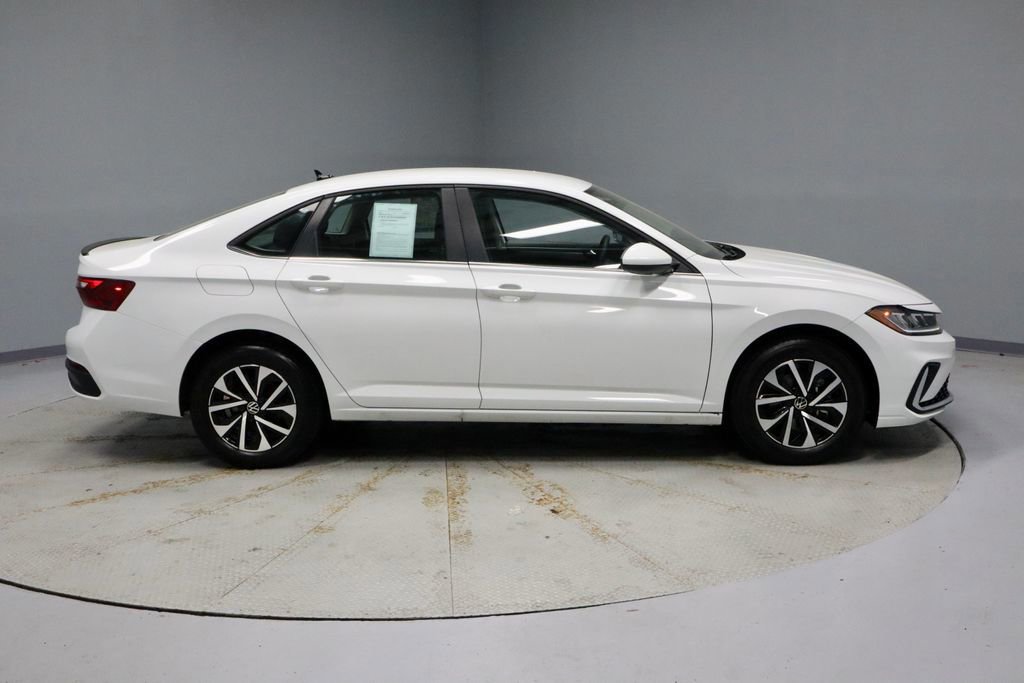 Used 2025 Volkswagen Jetta S FWD image 6