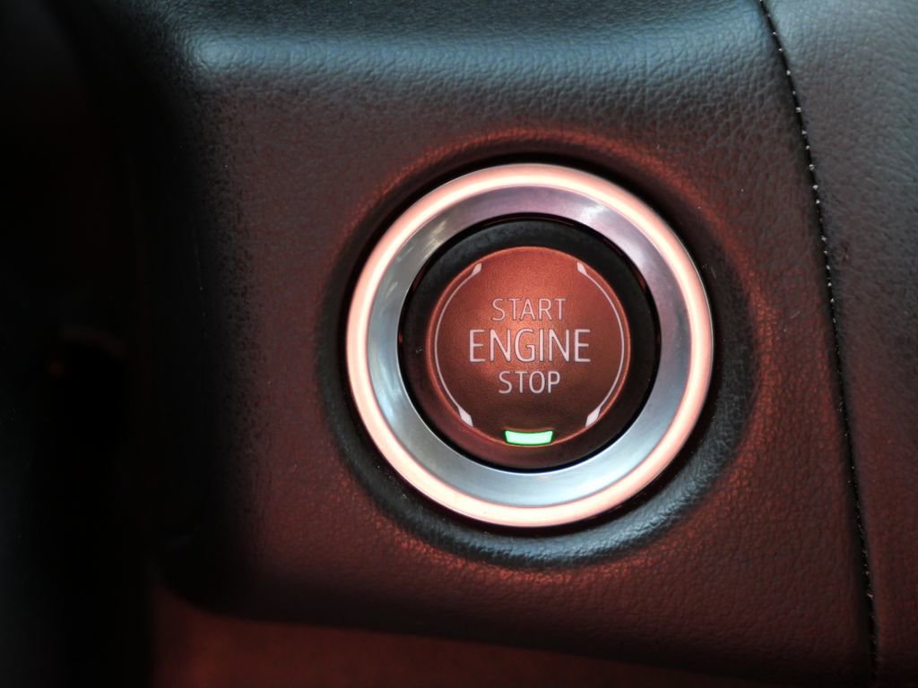 Used 2024 Chevrolet Suburban LT AWD/4WD image 30
