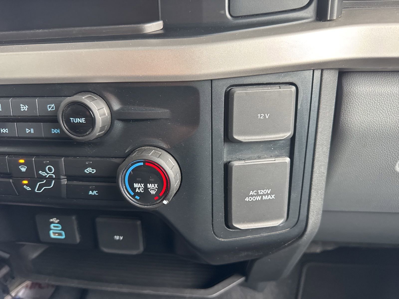 Certified 2023 Ford F250 XL w/ STX Appearance Package AWD/4WD image 37