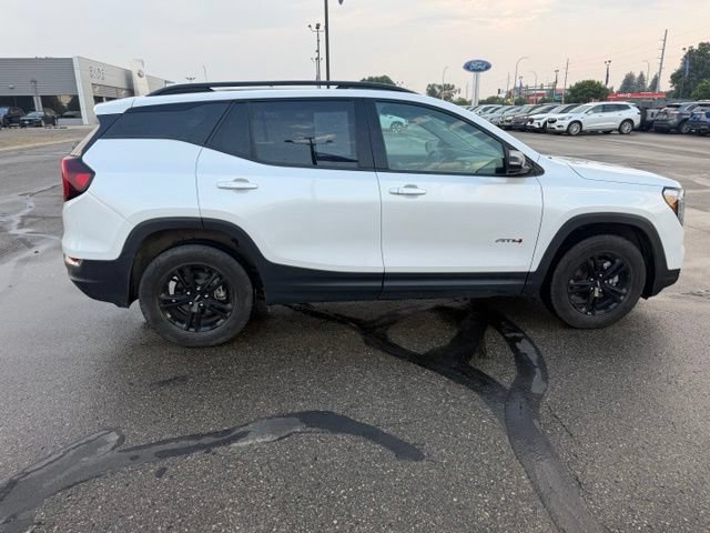 Used 2023 GMC Terrain AT4 w/ Tech Package AWD/4WD image 11