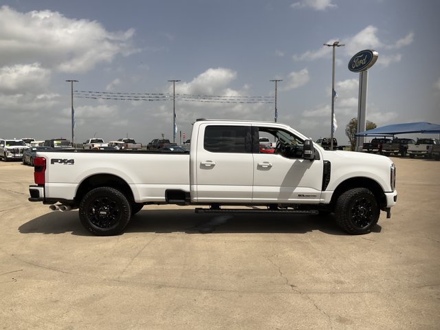 Certified 2025 Ford F250 XLT w/ Black Appearance Package AWD/4WD image 5