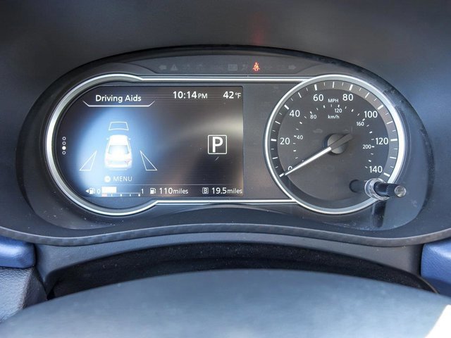 Used 2025 Nissan Versa SV FWD image 18