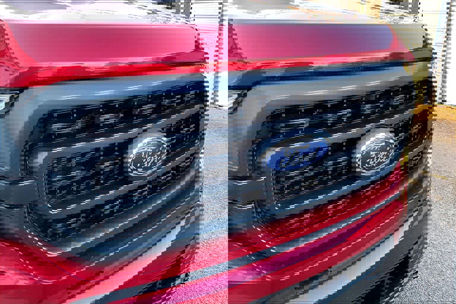 Certified 2022 Ford F150 XLT w/ Equipment Group 302A High image 32