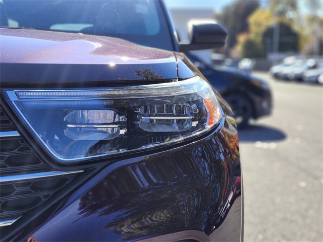 Certified 2022 Ford Explorer XLT w/ Equipment Group 202A image 10