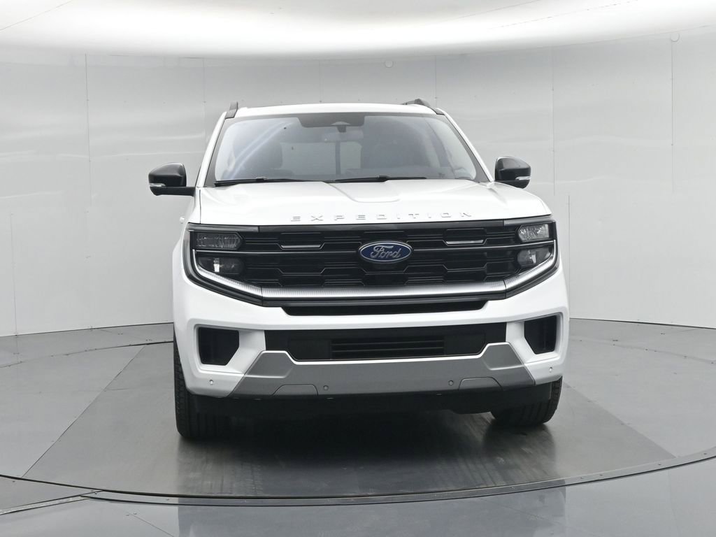 Certified 2025 Ford Expedition Platinum w/ Driver's Package AWD/4WD image 30