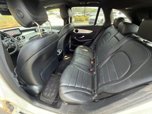 Used 2022 Mercedes-Benz GLC 300 4MATIC image 12