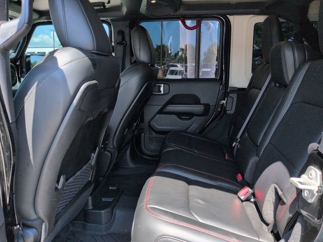 Used 2024 Jeep Wrangler Unlimited Rubicon w/ Convenience Group AWD/4WD image 16