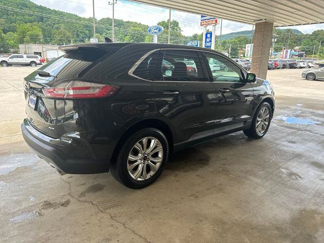 Certified 2024 Ford Edge Titanium w/ Cargo Accessory Package AWD/4WD image 4