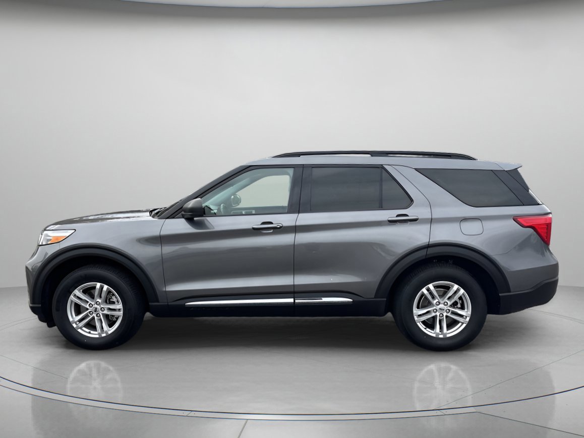Certified 2023 Ford Explorer XLT w/ Equipment Group 202A image 2