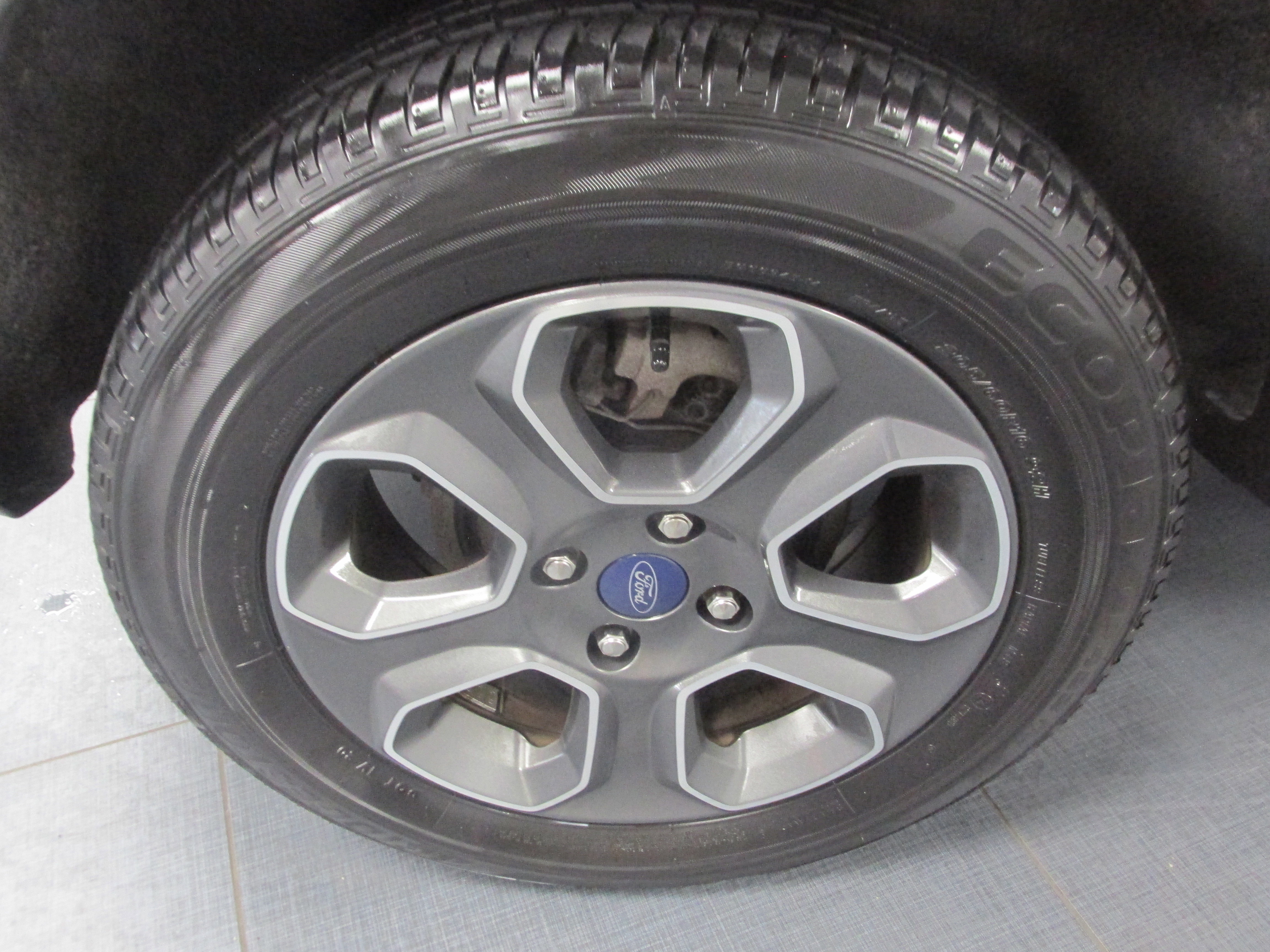 Certified 2020 Ford EcoSport S image 16