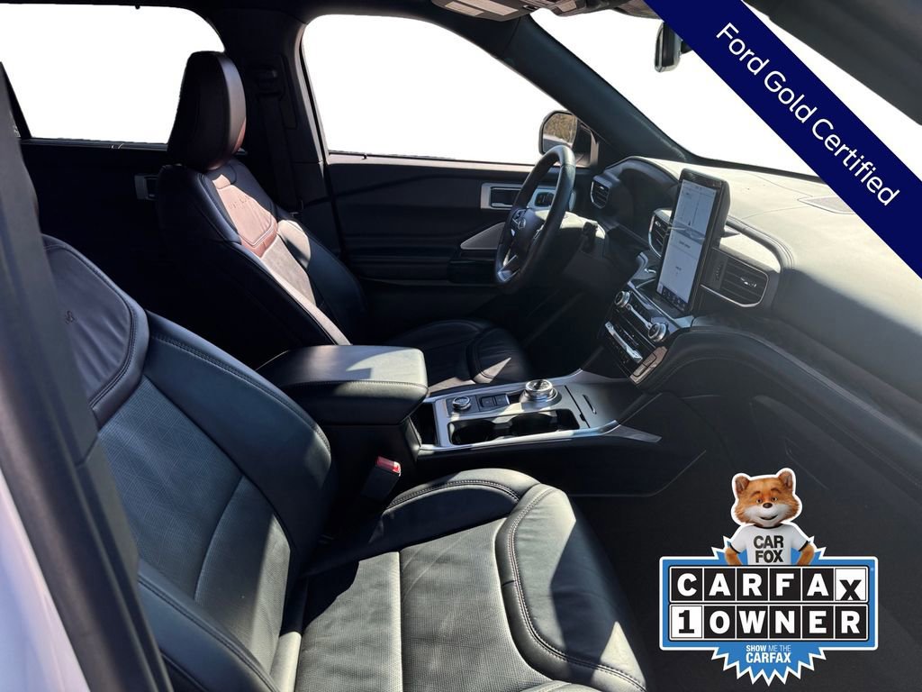 Certified 2024 Ford Explorer Platinum w/ Technology Package image 21