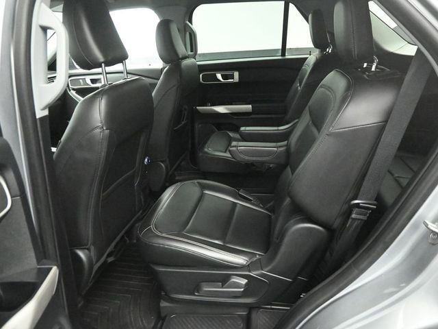 Certified 2022 Ford Explorer XLT w/ Equipment Group 202A image 37