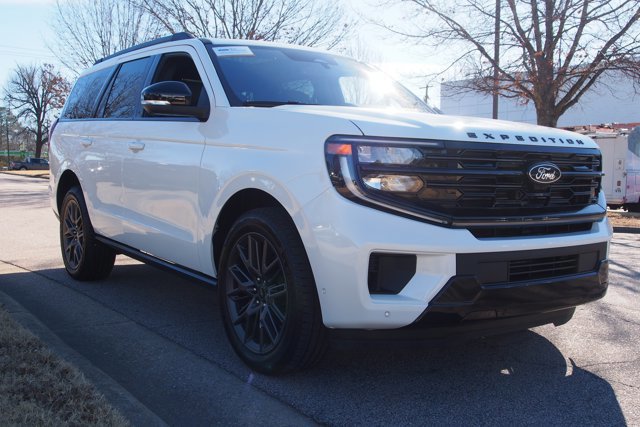 Certified 2025 Ford Expedition Platinum w/ Stealth Performance Package image 7