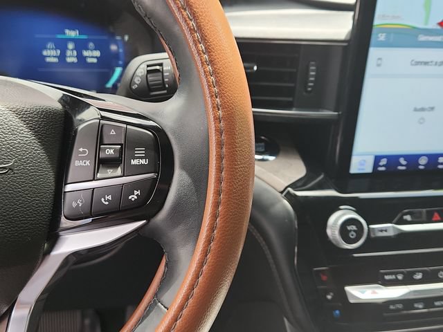 Certified 2024 Ford Explorer Platinum w/ Technology Package AWD/4WD image 25