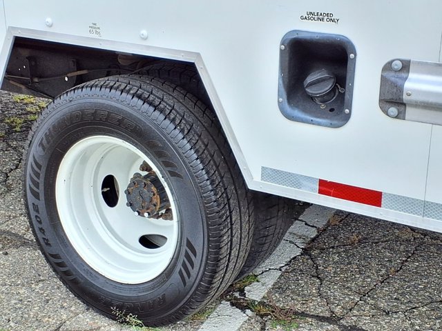 Certified 2022 Ford E-350 and Econoline 350 Super Duty RWD image 35