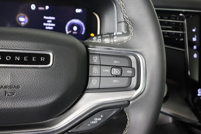 Used 2024 Jeep Wagoneer Series II AWD/4WD image 46