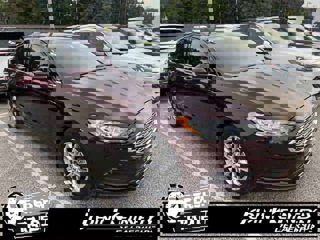 Certified 2018 Ford Fusion SE w/ Fusion SE Technology Package