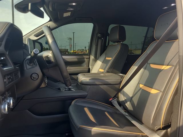 Used 2024 GMC Yukon XL AT4 AWD/4WD image 11