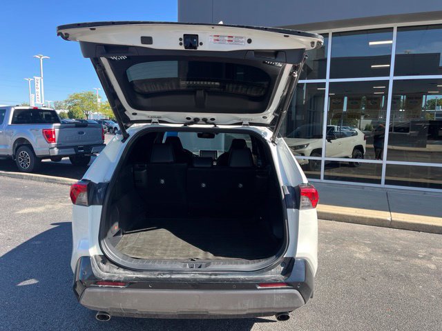 Used 2021 Toyota RAV4 XSE AWD/4WD image 16