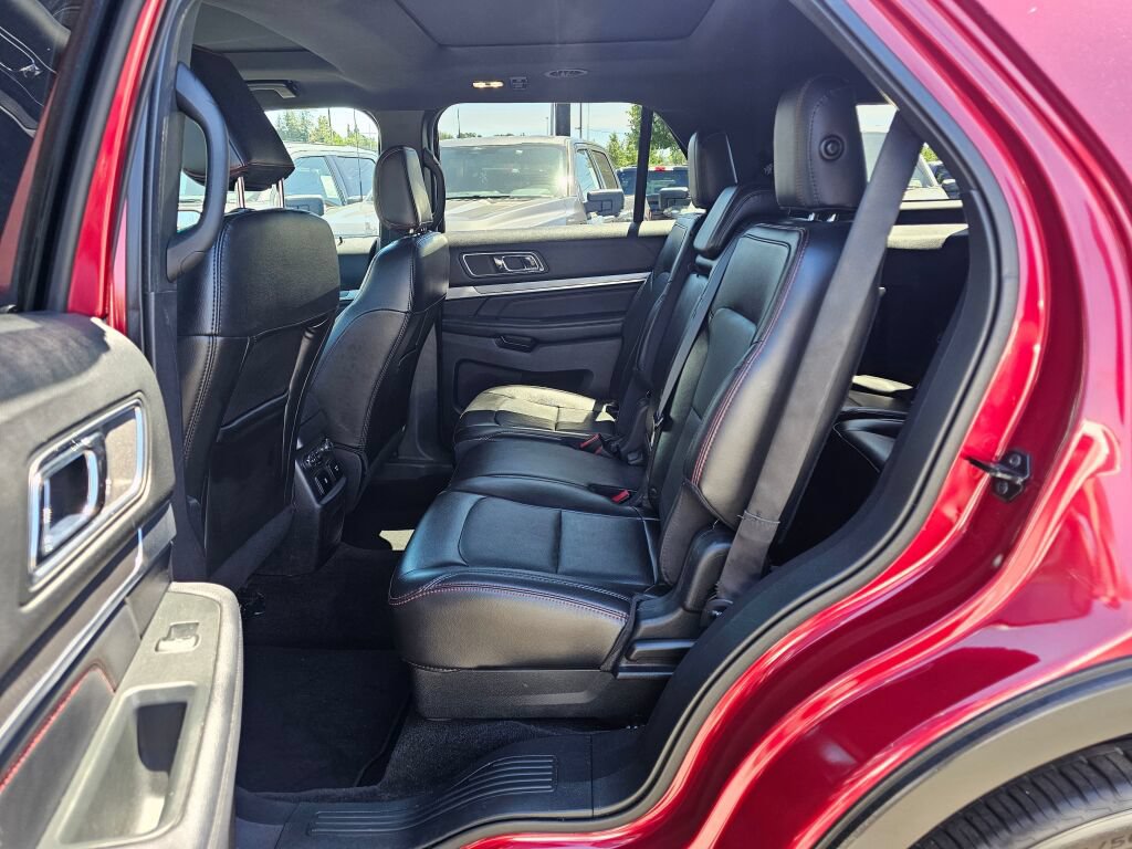 Certified 2018 Ford Explorer Sport AWD/4WD image 12