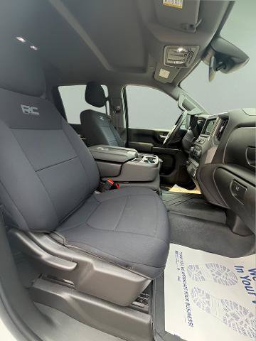 Used 2025 Chevrolet Silverado 2500 Custom w/ Custom Convenience Package AWD/4WD image 18